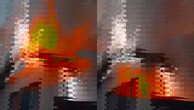 Pompieri din Prahova și Dâmbovița intervin pentru stingerea unui incendiu la Filipeștii de Pădure. Acoperișul unei case a luat foc