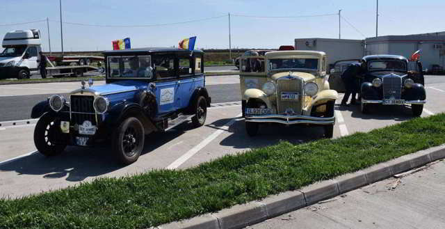 Raliu al maşinilor de epocă în Prahova, la finalul lunii aprilie